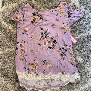 Flowy Cross back shirt